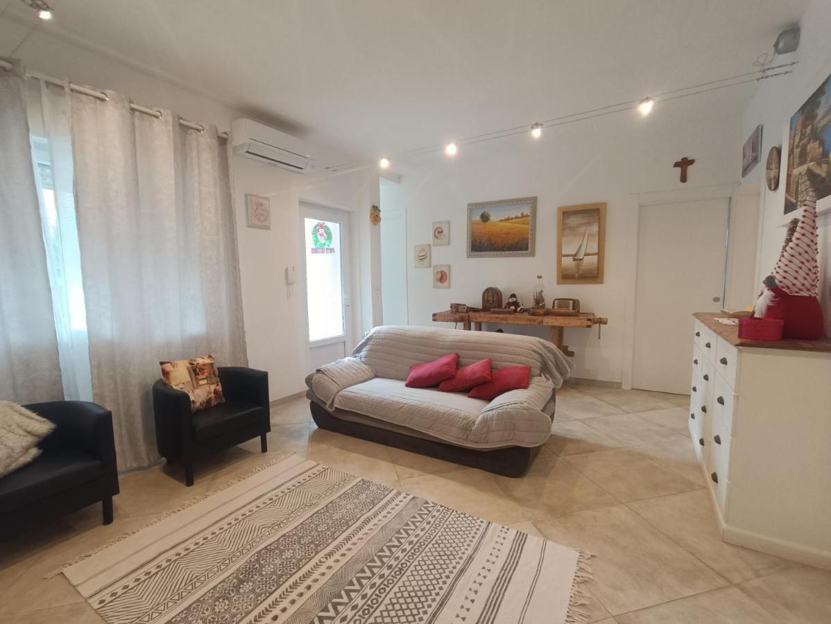 Il Don Minzoni 98 "Casa Vacanze" Lido di Camaiore Exteriör bild