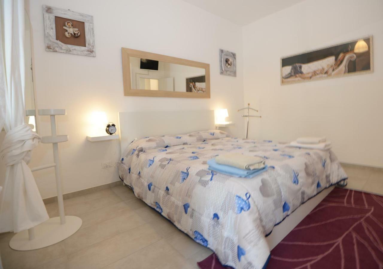 Il Don Minzoni 98 "Casa Vacanze" Lido di Camaiore Exteriör bild